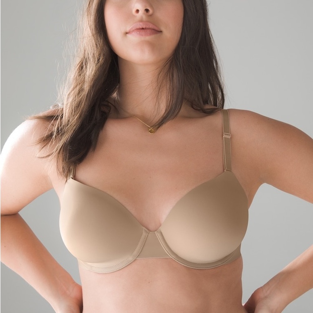 SOMA VANISHING 360 Perfect Coverage 40DDD in warm amber. No tags, but never wore